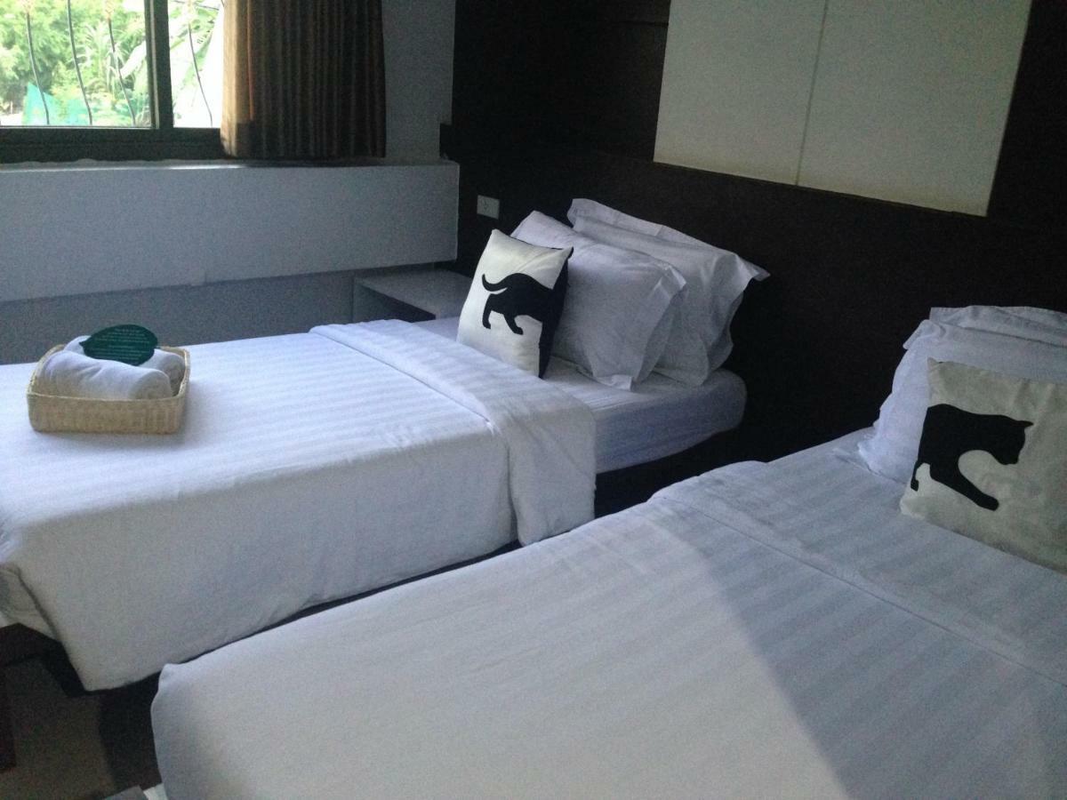 Bed By City Hotel Bangkok Exterior photo